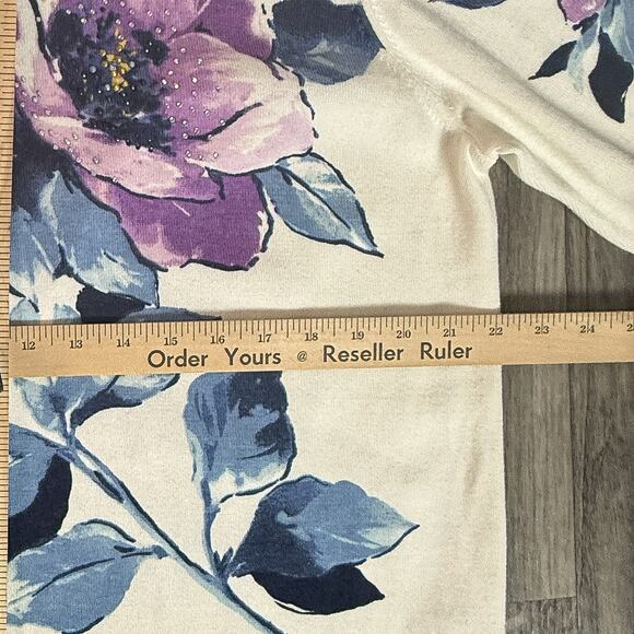Alfred Dunner Floral Embellished Pullover Sweater Cream Purple Blue Flowers - Picture 5 of 6